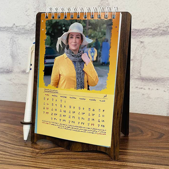 تقویم های رومیزی فنری با ۱۲ عکس دلخواهتون در سایز 10*15 سانتی متر